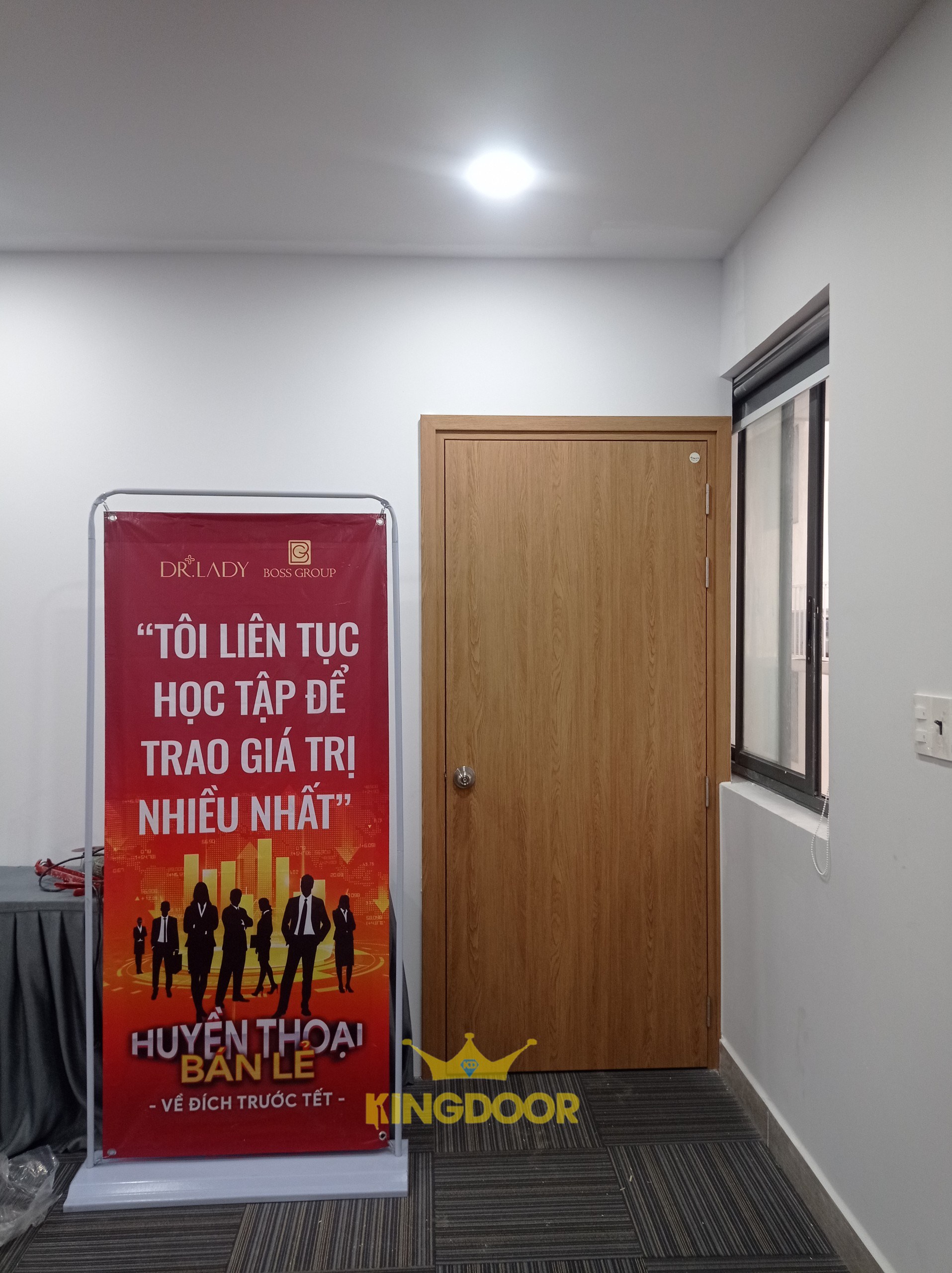 Cửa Nhựa Giả Gỗ Composite Chất Lượng